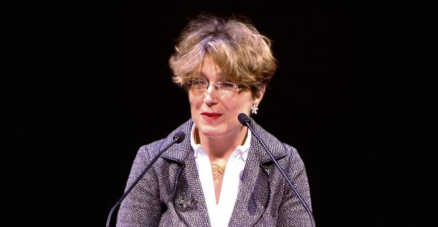 Christine Mangué, Agence France-Presse, Lectures Françaises